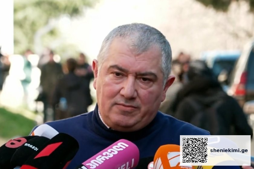 „ამ ეტაპზე ვითარება კონტროლს ექვემდებარება და ამ მედიკამენტების ფონზე წნევის შენარჩუნება ხერხდება“-ვახტანგ კალოიანი პატრიარქის ჯანმრთელობის მდგომარეობაზე | sheniekimi.ge | შენი ექიმი